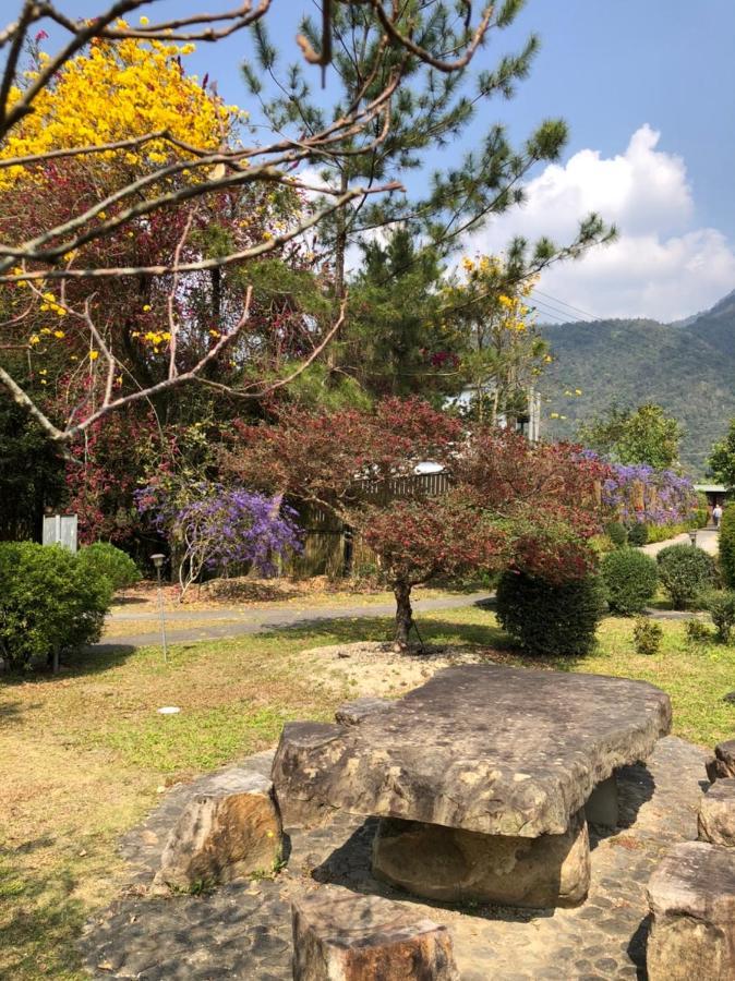Flying Villa Nantou Exterior foto